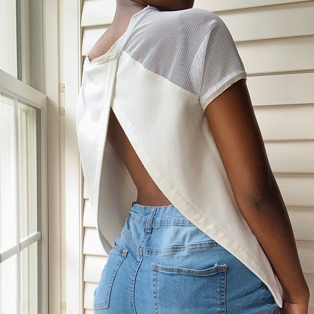 Elie Tahari Sport - White Top